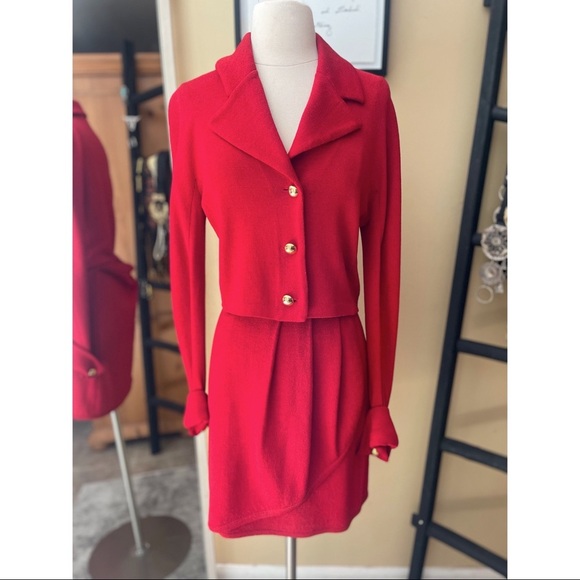 VINTAGE ST. JOHN SEPARATES red skirt and cardigan sz S - Picture 10 of 10